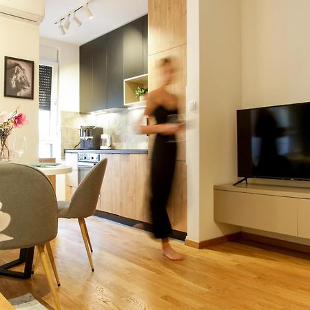 Supernova Deluxe Residence Novi Sad Oda fotoğraf